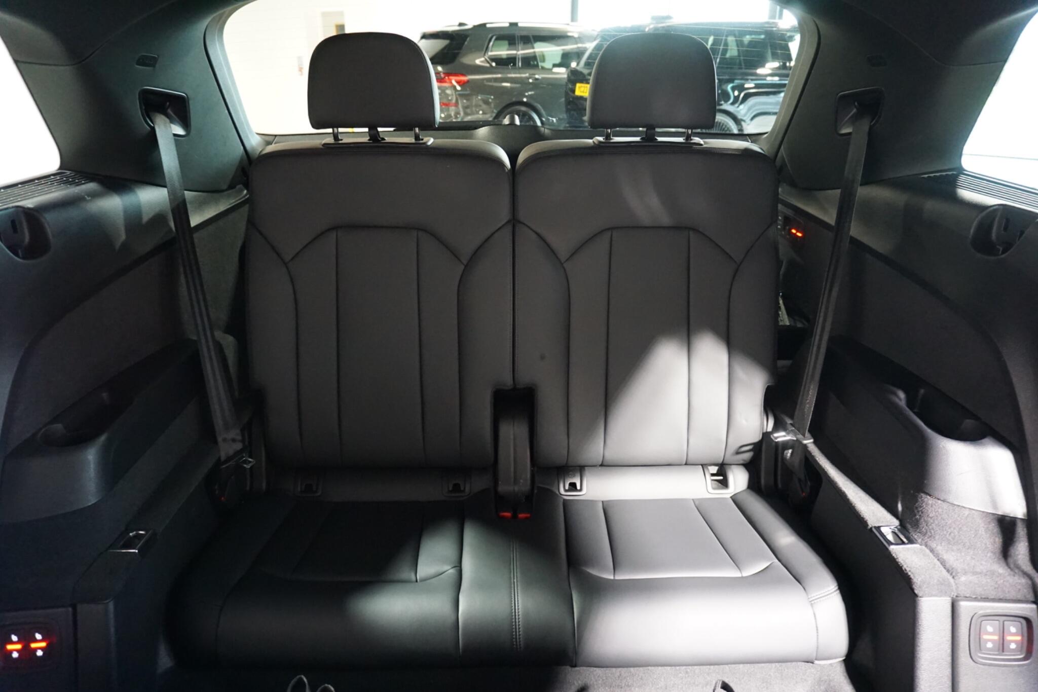 Audi Q7 3.0 TFSI V6 55 Black Edition SUV 5dr Petrol Tiptronic quattro Euro 6 (s/s) (340 ps)